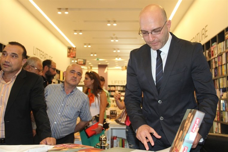 Signing of Zaven Kouyoumdjian's New Book
